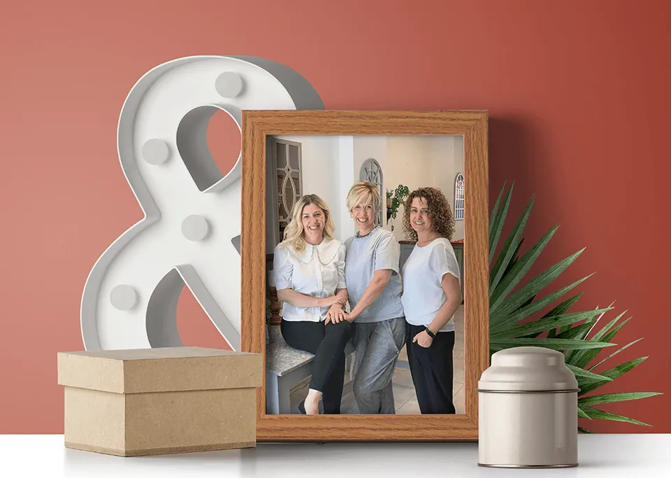 Momswood kurucuları Esin, Hande ve Şebnem
